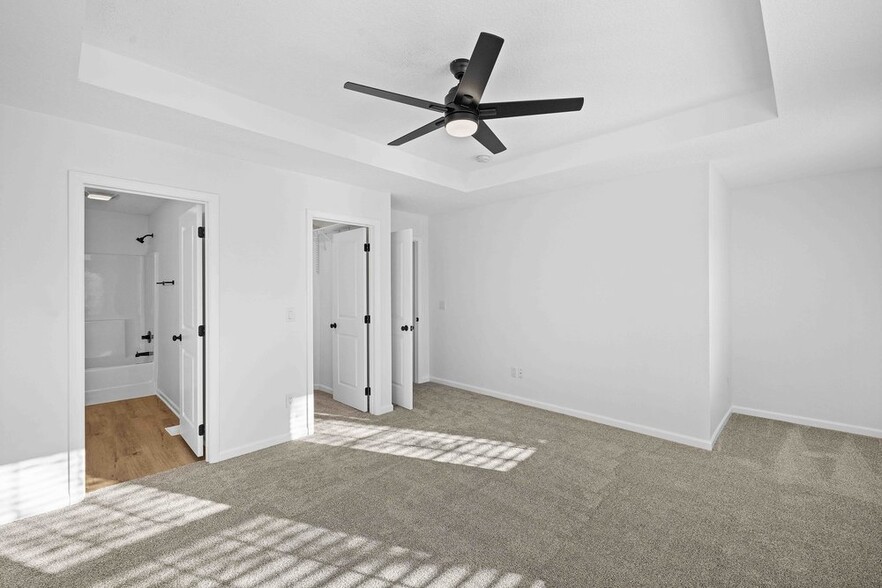 Building Photo - 207 SE Booth Ave