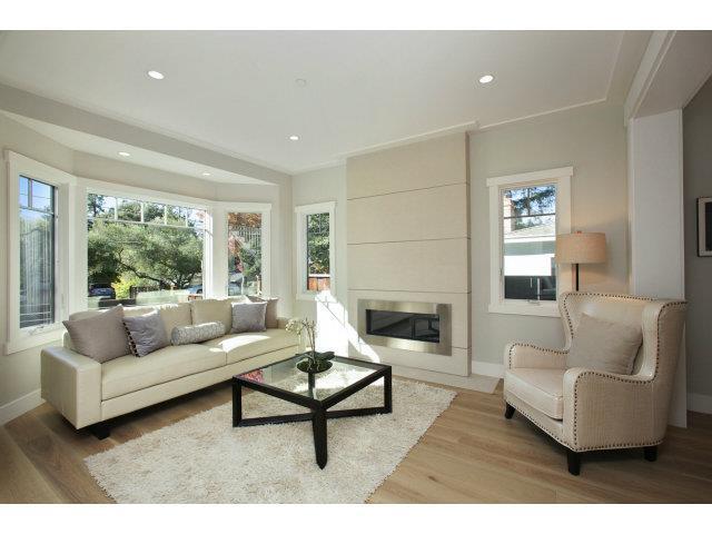 Building Photo - 2025 Santa Cruz Ave