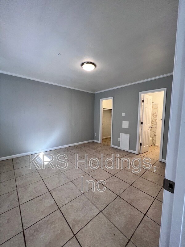 Building Photo - 2302 Alfalfa Ln