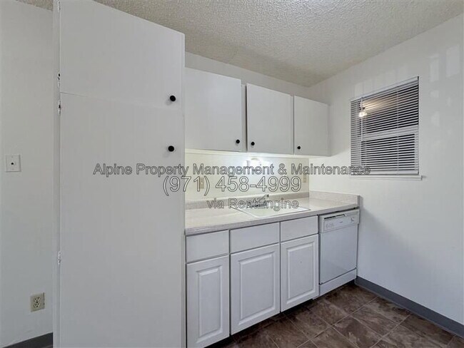 Building Photo - 13317 SW 17th St
