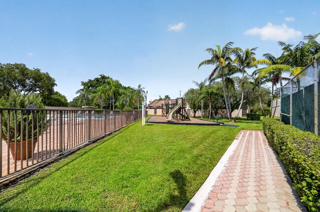 Building Photo - 921 NW 122nd Terrace