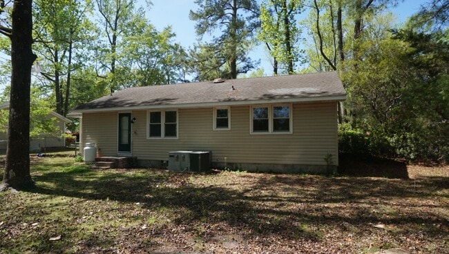 Building Photo - 1008 Hendricks Ave