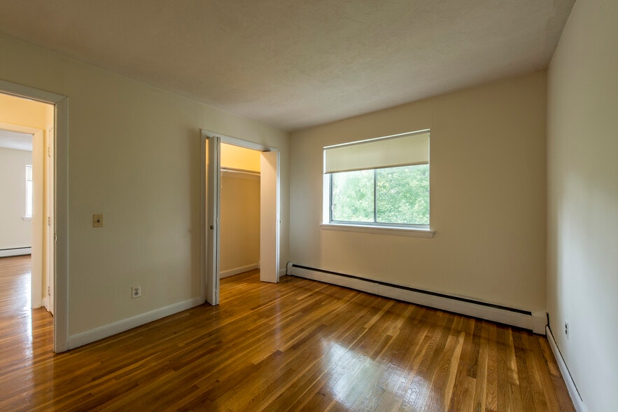 Building Photo - 95 Gardner St