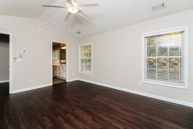 Building Photo - 109 Diamond Ridge Ave