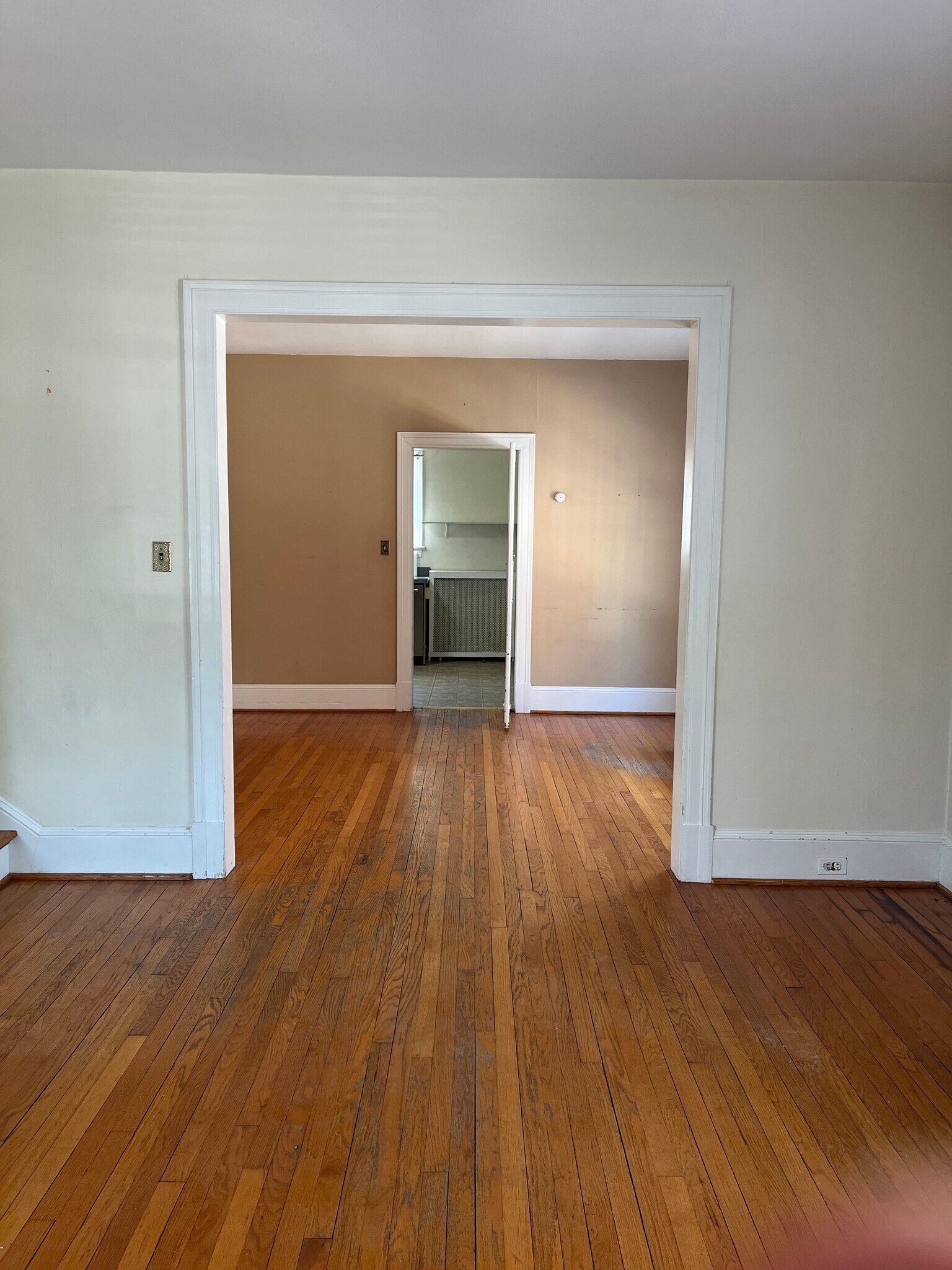 Building Photo - 7 N Stewart St