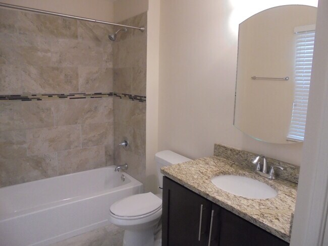 Building Photo - 1534 St Andrews Cir