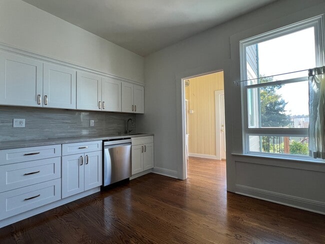 Building Photo - 2829 20th St