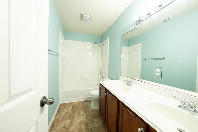 Building Photo - 9517 Eagle Knoll Dr