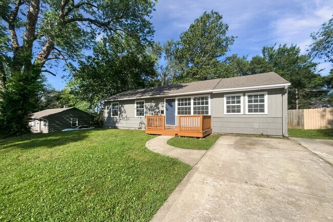 Building Photo - 10014 Hardesty Ave