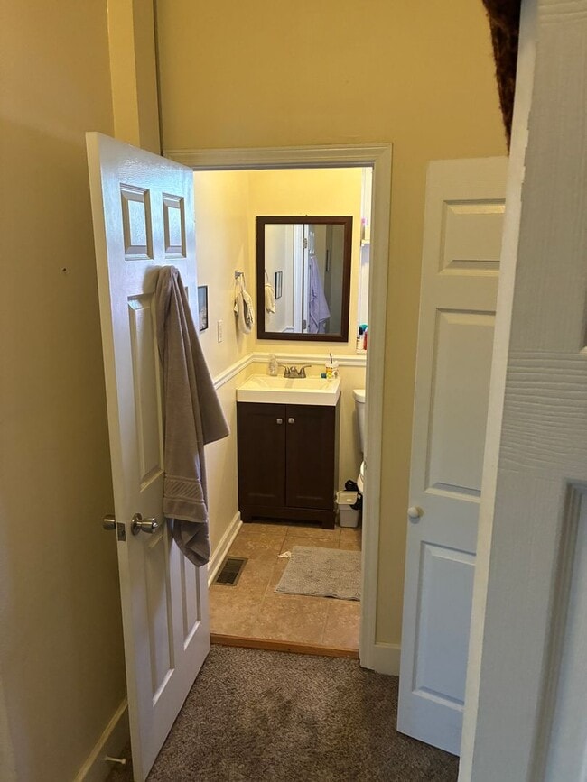 Building Photo - 319