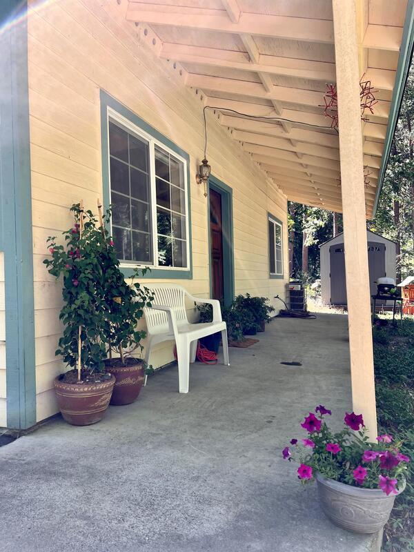 Building Photo - 13051 Sadie D Dr