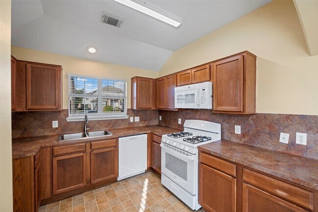 Building Photo - 21114 Sprouse Cir