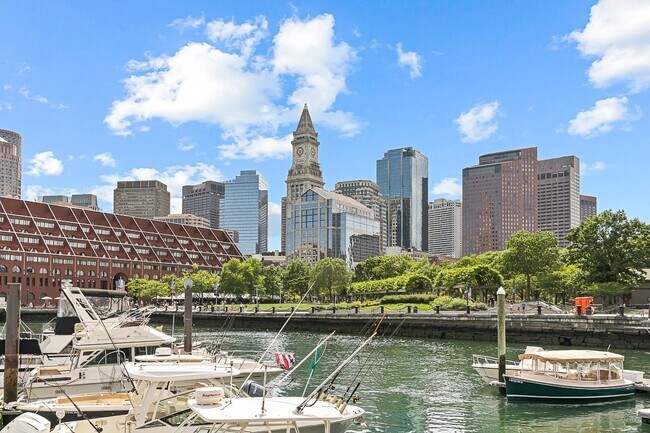 Building Photo - 51 Commercial Wharf W
