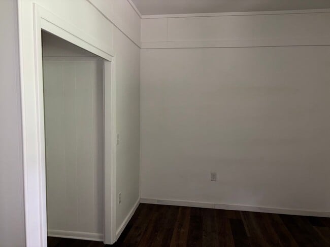 Primary Photo - Newly renovated 3 bed 2 bath home in private area