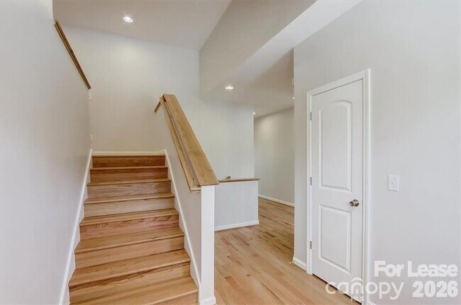 Building Photo - 48 John Halford Ct