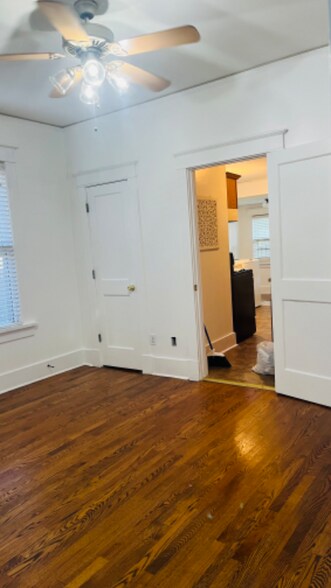 Building Photo - 2250 Evelyn Ave