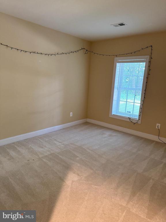 Building Photo - 43110 Kingsport Dr