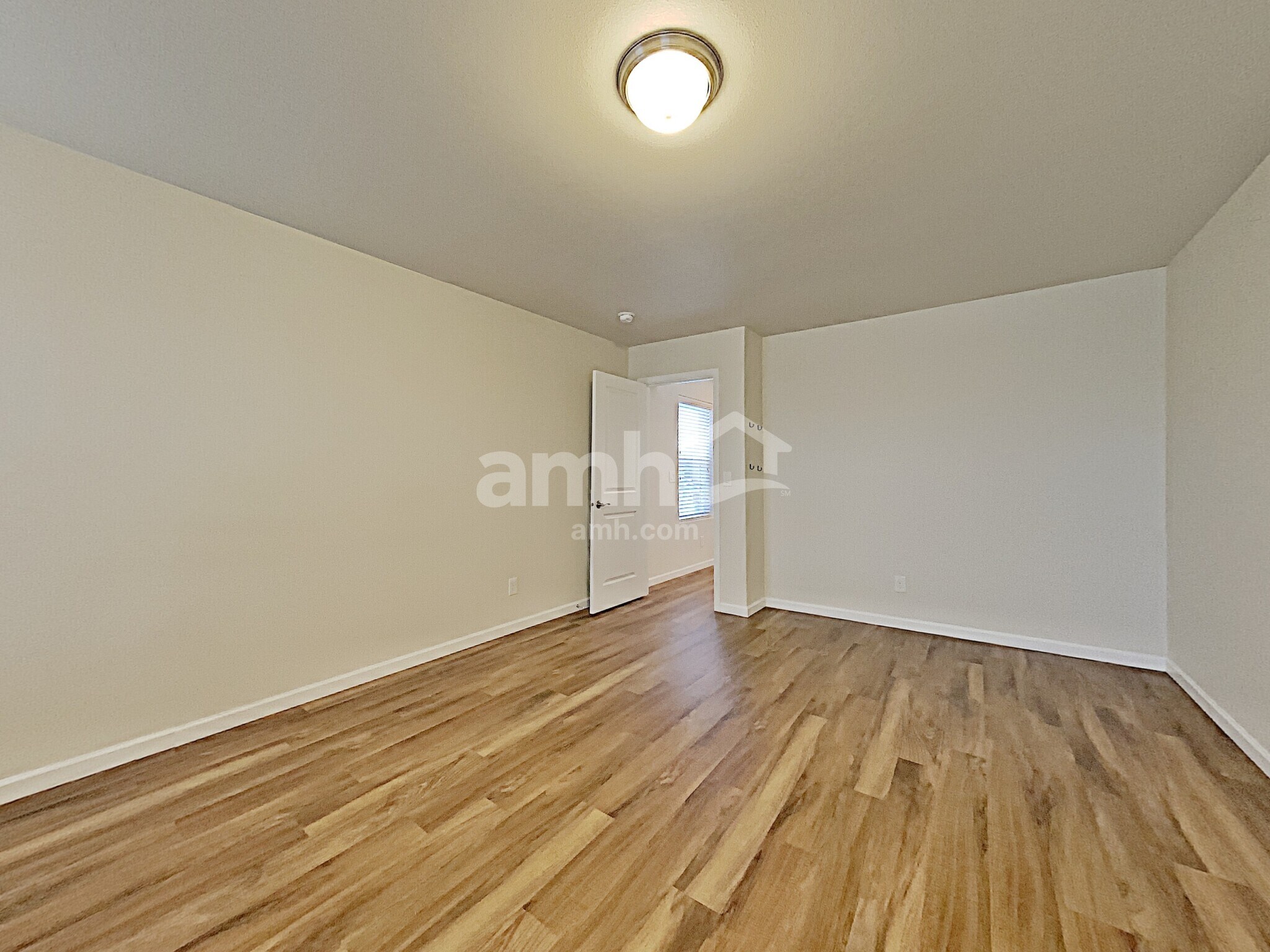 Building Photo - 489 McKinley St