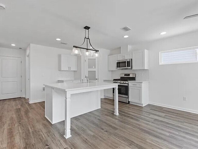Building Photo - 3665 Meadow Vista Ln.