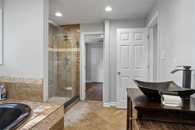 Building Photo - 263 Mountainview Cir