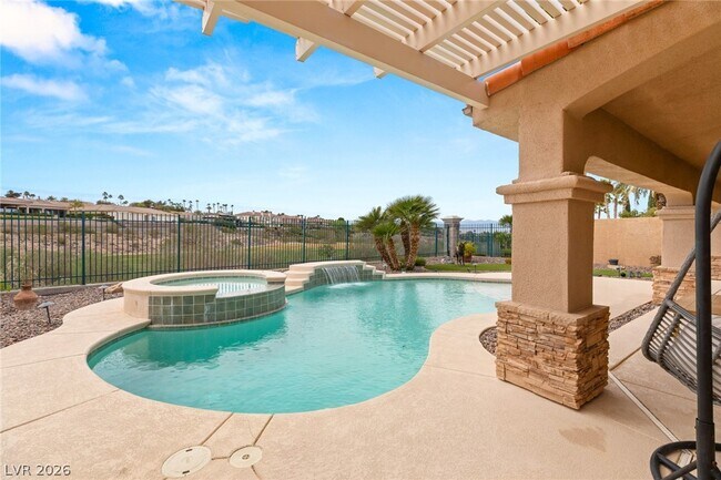 Building Photo - 1303 Panini Dr