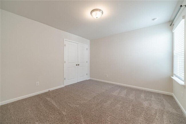 Building Photo - 1412 Villageside Ct