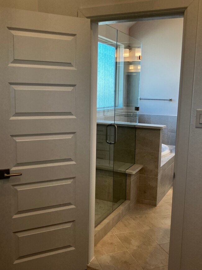 Building Photo - 1225 Marc Pl