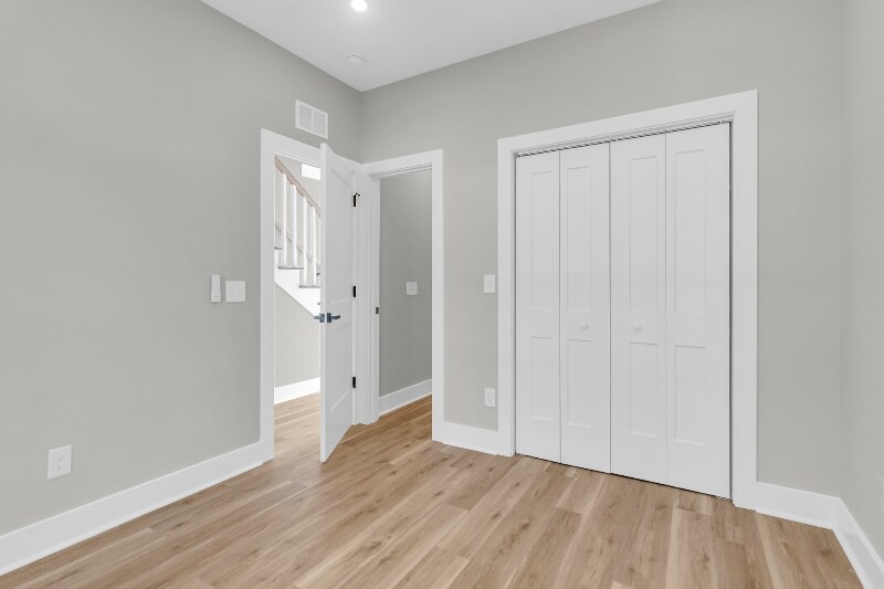 Building Photo - 2007 Arbutus Ave