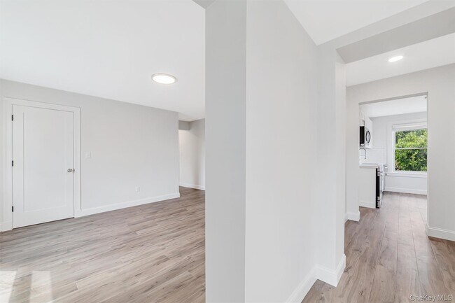 Building Photo - 69 Prospect St