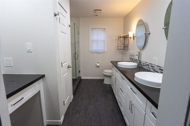 Building Photo - 9418 Brig O Doon Cir