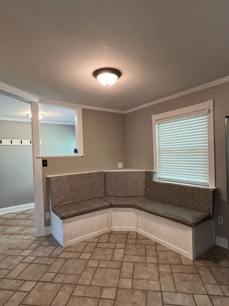 Building Photo - Cedar Bluff basement ranch!