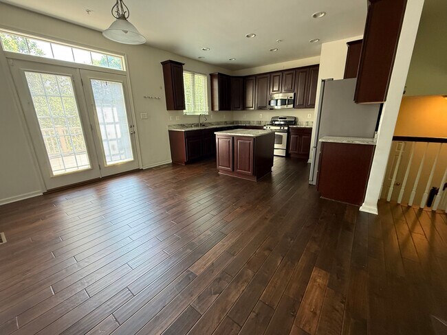 Building Photo - 951 Hall Station Dr