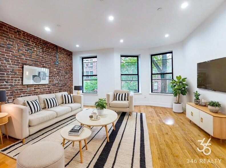 Primary Photo - West 94th Street