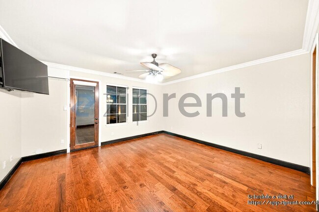 Building Photo - 1485 Clearview Cir