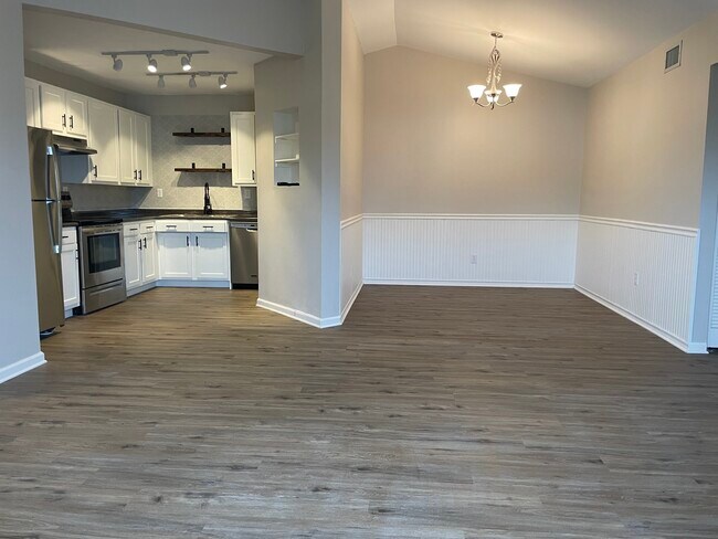 Building Photo - 5223 Breezewood Arch