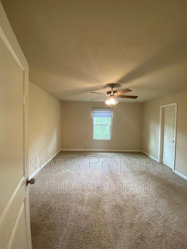 Building Photo - 347 Augusta Woods Dr