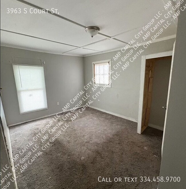 Building Photo - 3963 S Court St