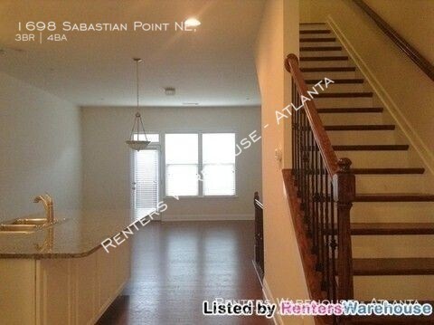 Building Photo - Spacious 3 Story-3 Bath Townhome in North ...