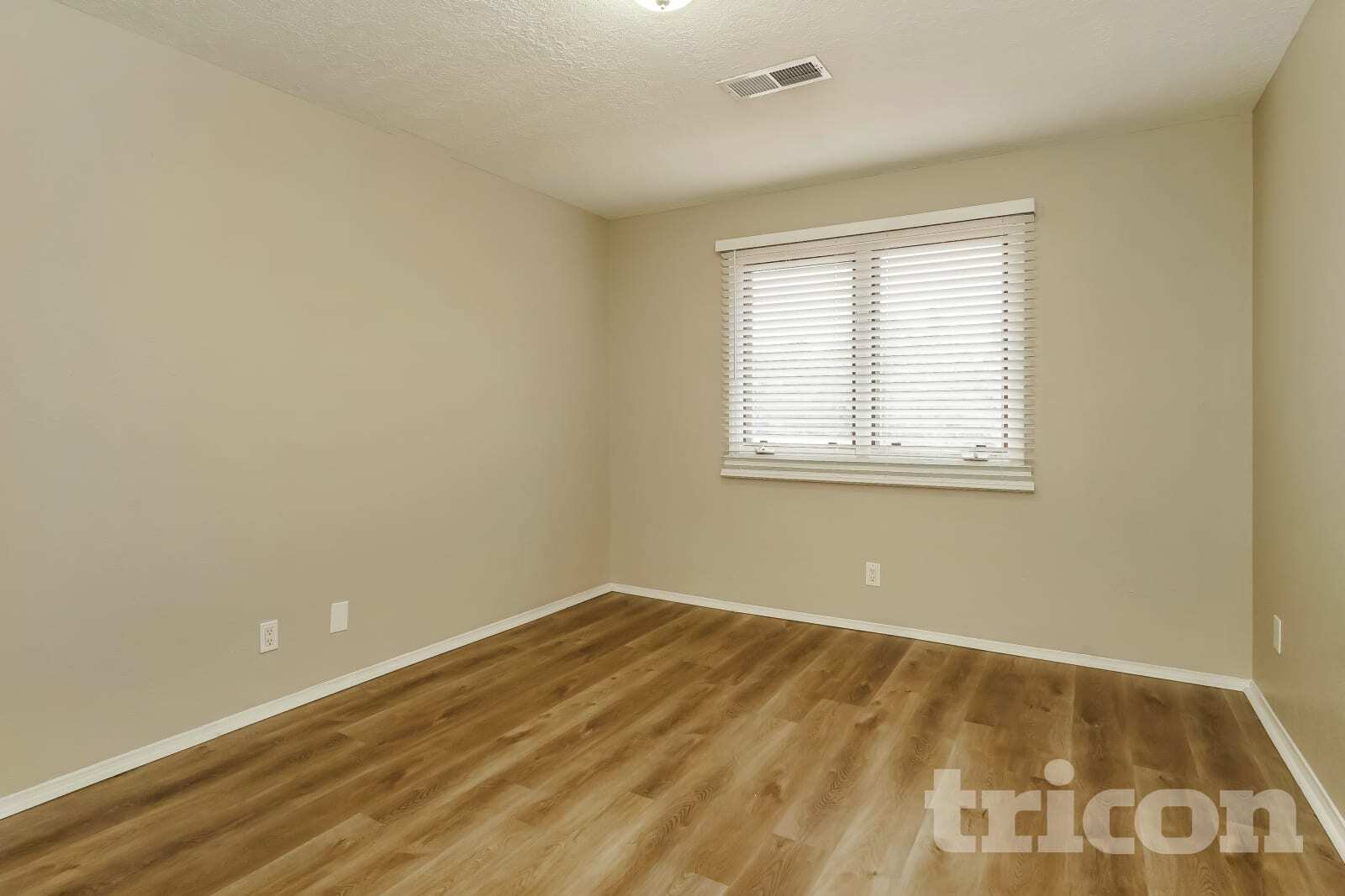 Building Photo - 1416 Nemesia Pl NE