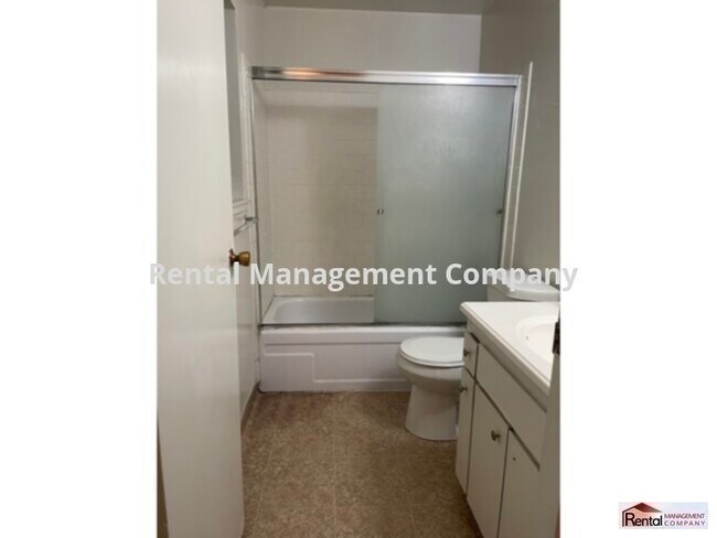 Building Photo - New flooring/paint.  Move in special-lower...