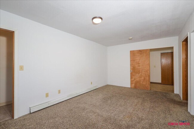 Building Photo - Seasonal Special: Discounted from market r...