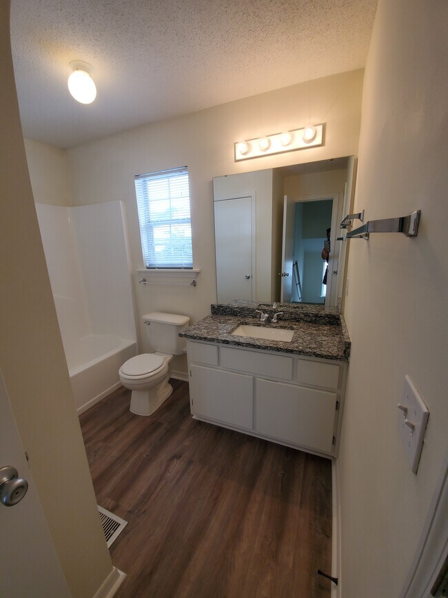 Building Photo - 186 Redfish Cir