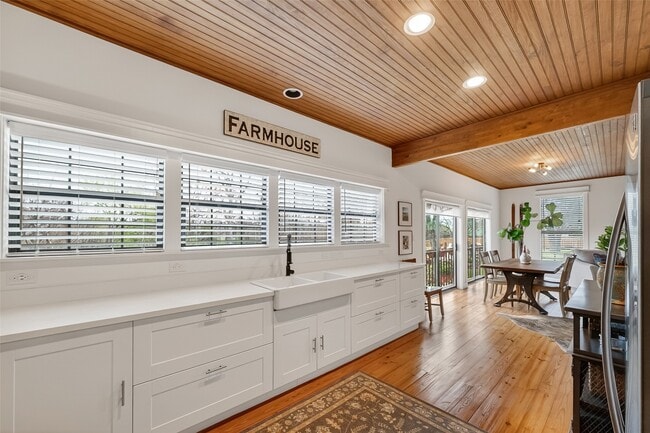 Building Photo - 1808 Tabor St