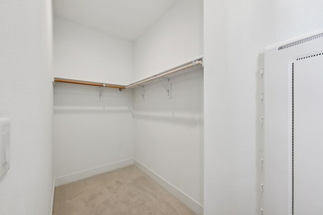 Building Photo - 3479 Client Cmn