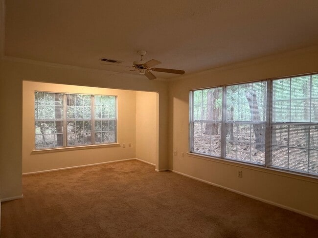 Building Photo - Private End Unit - First Floor - Reserve at Woodbridge