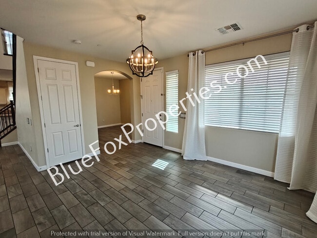 Building Photo - 8545 N Gaetano Loop