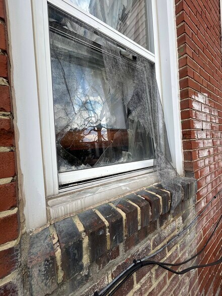 Building Photo - 5124 Northland Ave