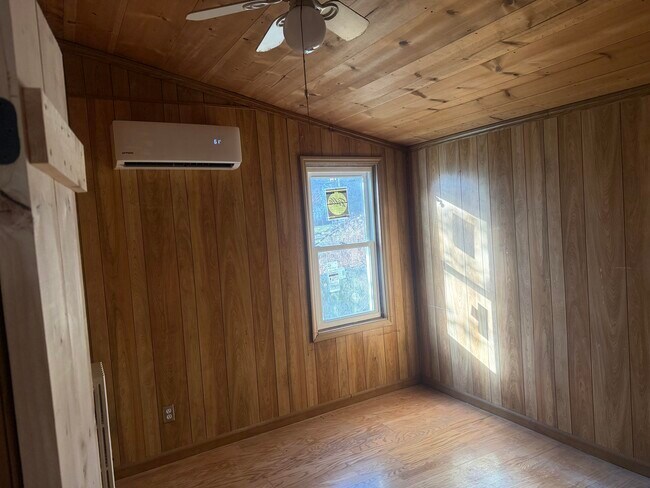 Building Photo - 1715 Co Rd 11