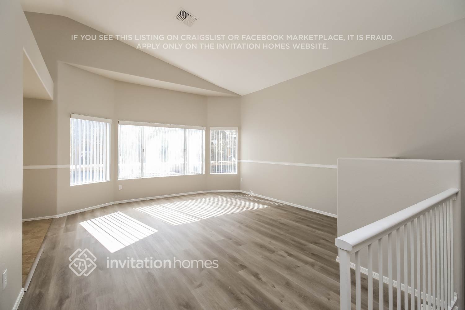 Building Photo - 4645 E Towne Ln