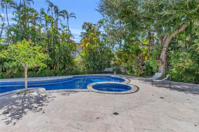 Building Photo - 5794 SW 76th Terrace